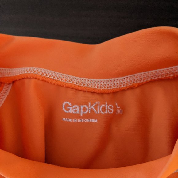 Graphic Rashguard - Picture 3 of 3